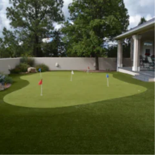 Designing the Ultimate Backyard Putting Green For Your Huntsville Space